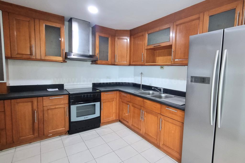 Kitchen area of 2-bedroom condo unit at Bonifacio Ridge
