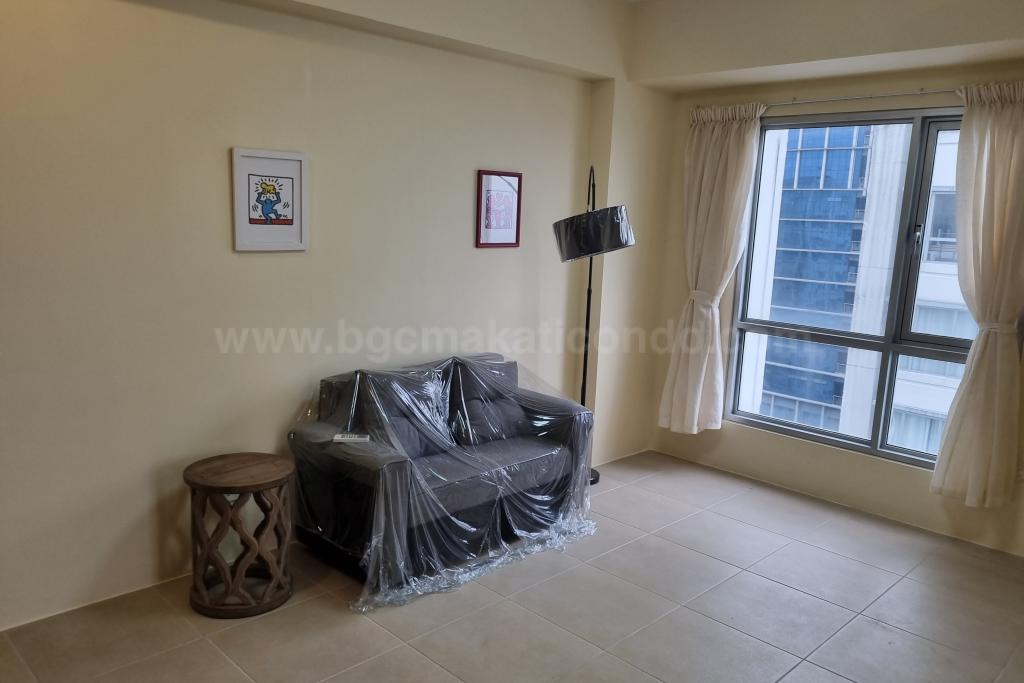 Living area of 1-bedroom condominium unit at Avida Towers Asten