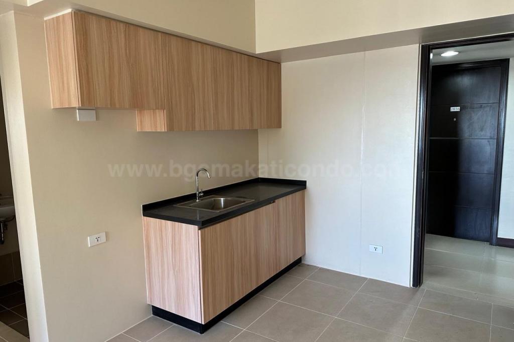 Kitchen area of 3-bedroom condo unit at Avida Towers Turf tower 1