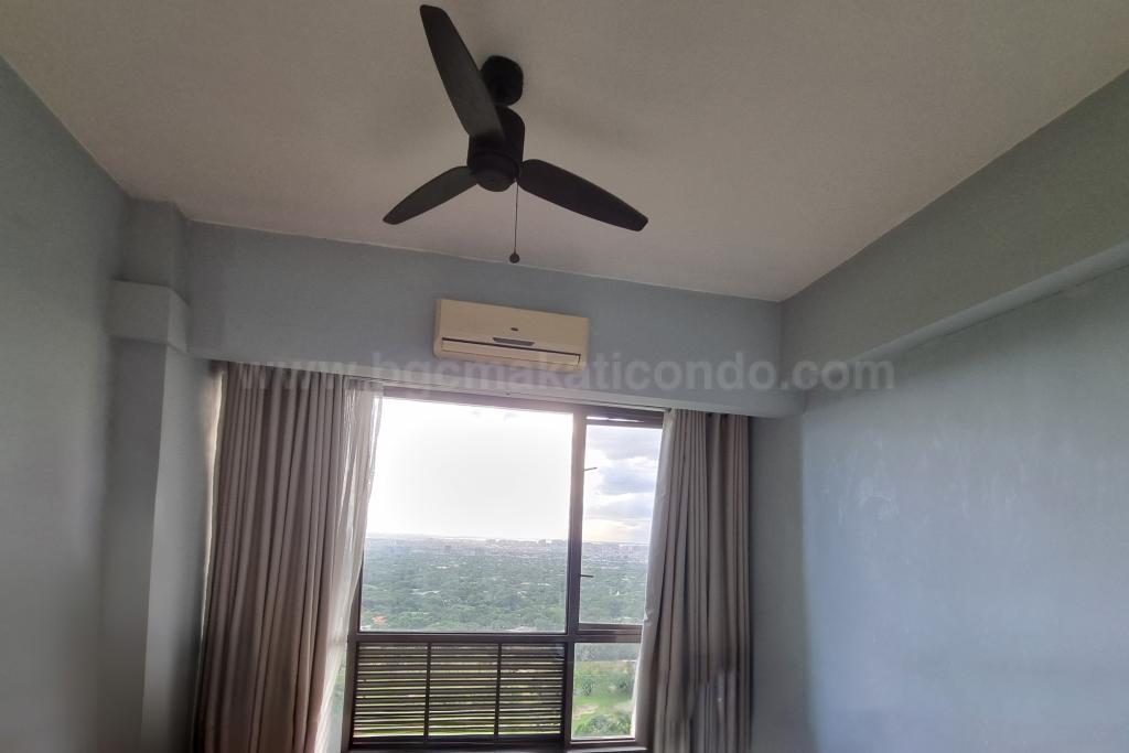 Master's bedroom of 2-bedroom condominium unit at Bellagio Tower 3