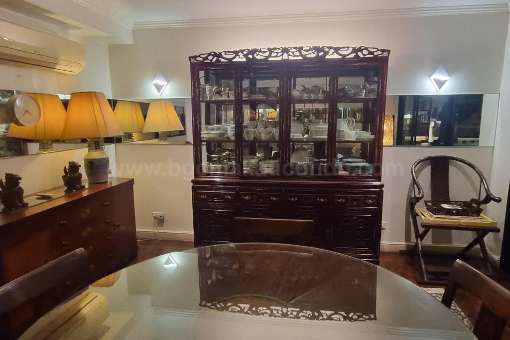 Dining area of 3-bedroom bi-level condo unit at The Regency at Salcedo