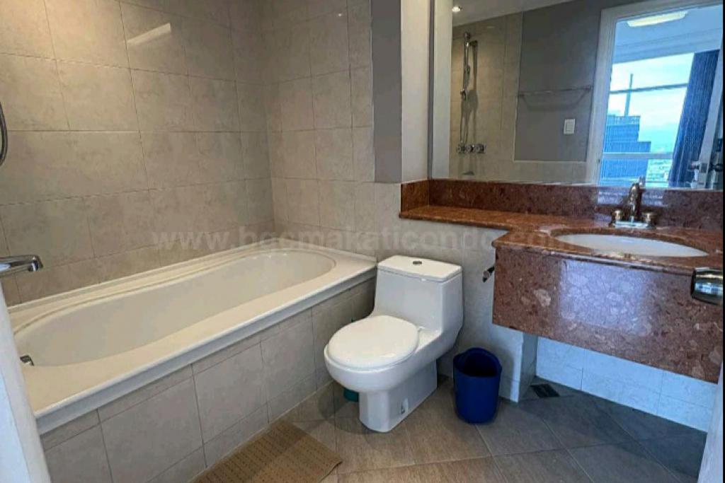Toilet and bath of 3-bedroom condo unit at Pacific Plaza Towers