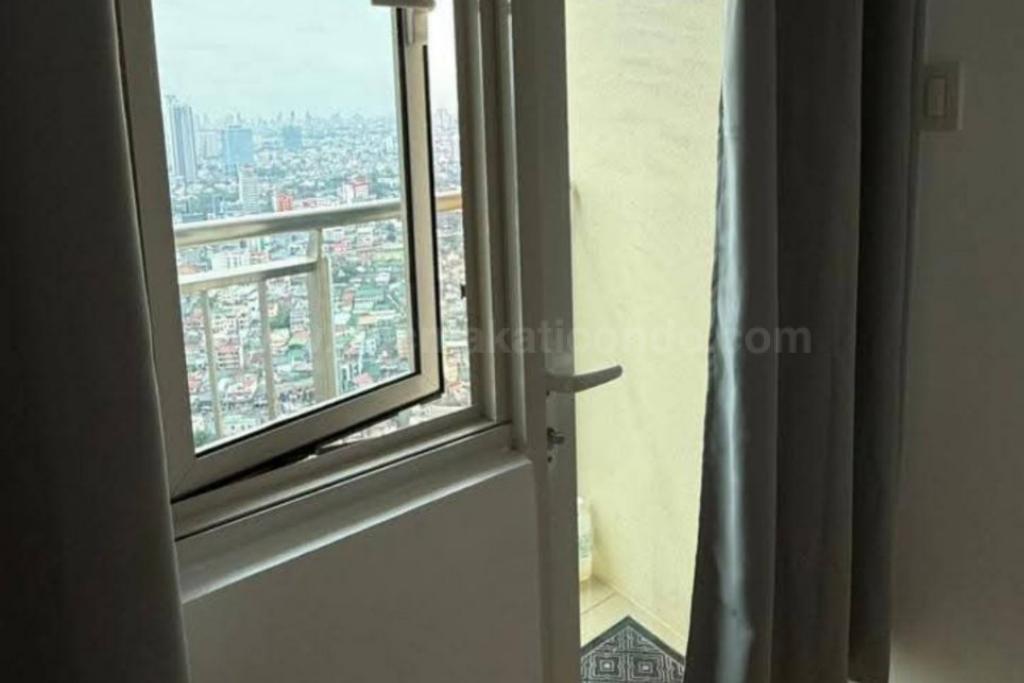 Balcony of 1-bedroom condo unit at Times Square West