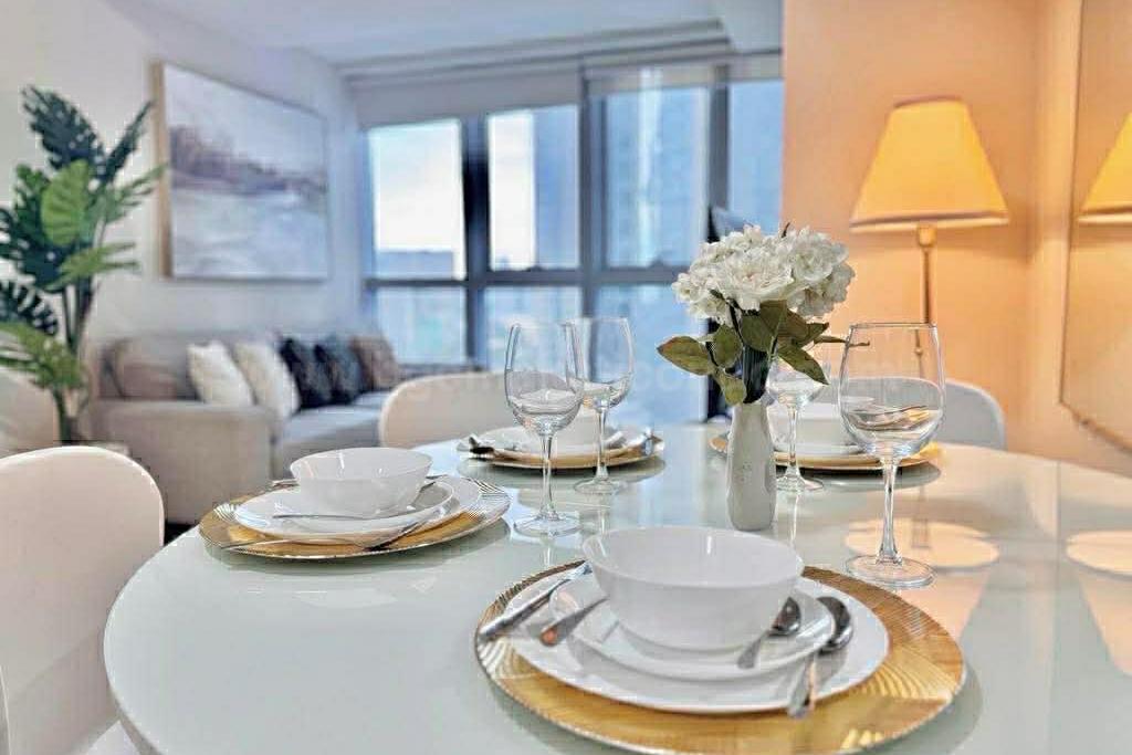 Dining area of executive 2-bedroom condo unit at Uptown Parksuites tower 1