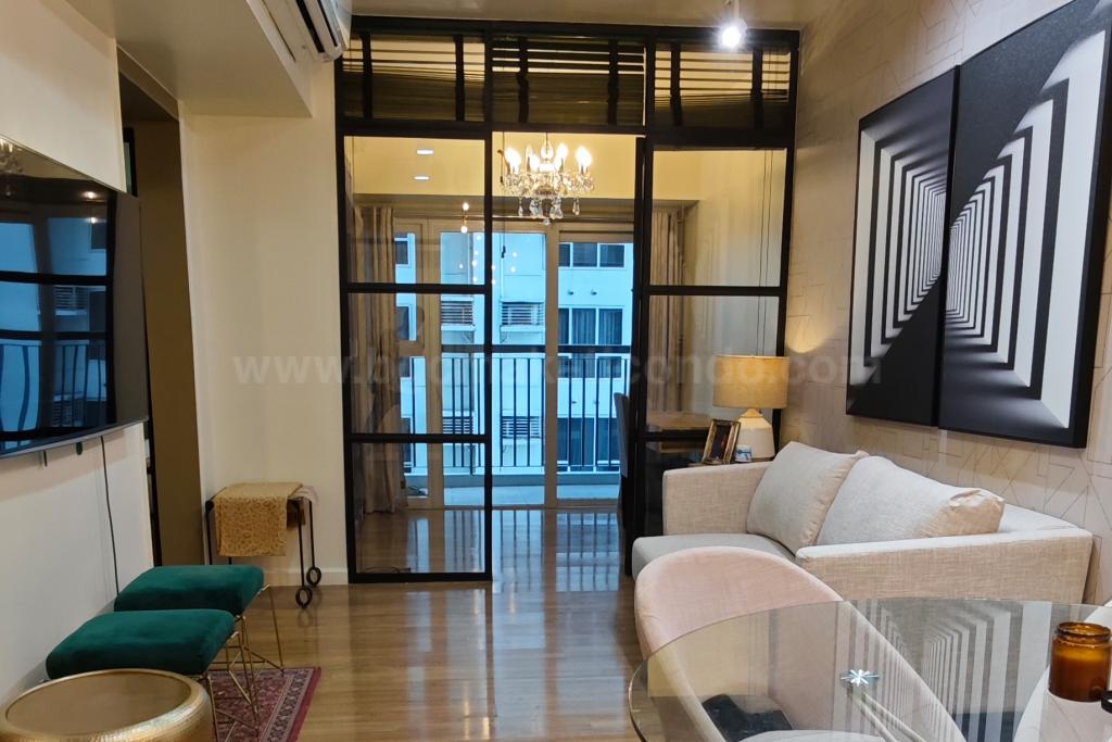 Living area of 1-bedroom condo unit at One Maridien