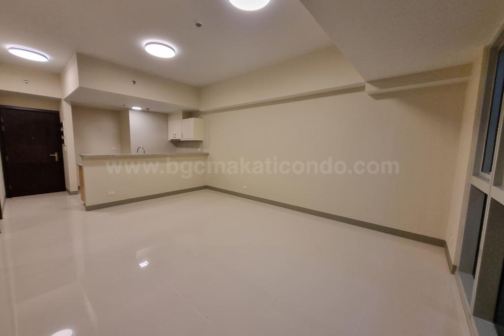 Living area of 3-bedroom unit at Uptown Parksuites tower 2