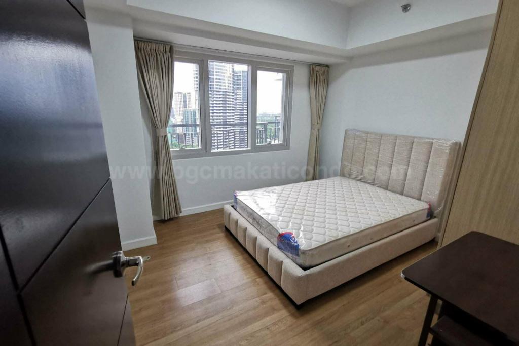 Bedroom 2 of 2-bedroom condo unit at Two Maridien