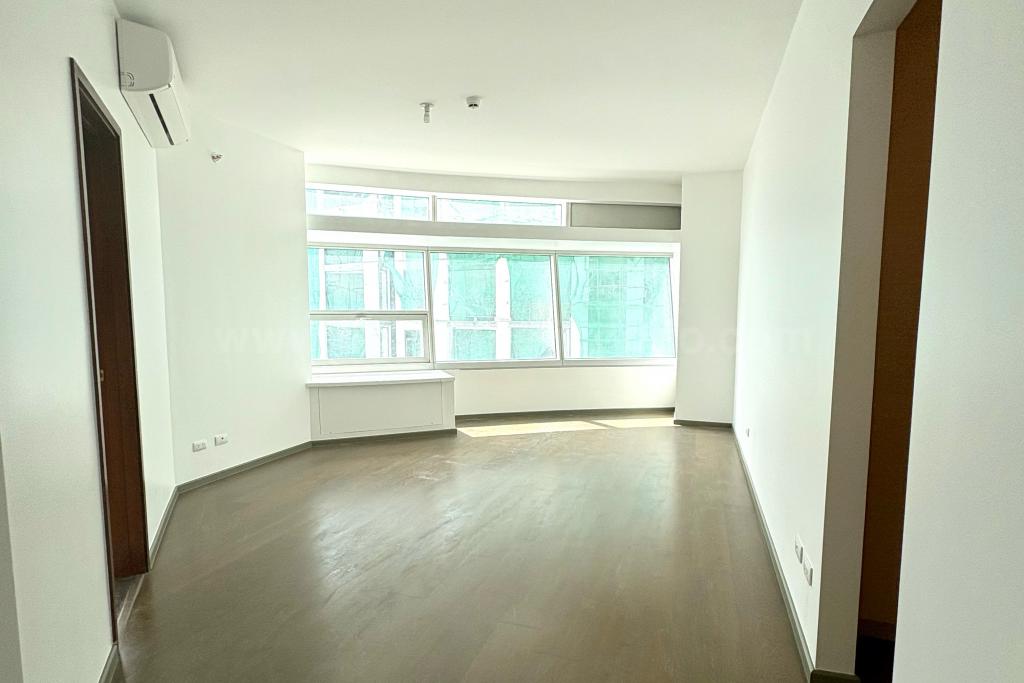 Master bedroom of 3-bedroom condo unit at The Imperium