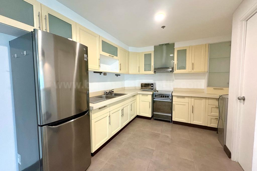 Kitchen area of 2-bedroom condo unit at Bonifacio Ridge