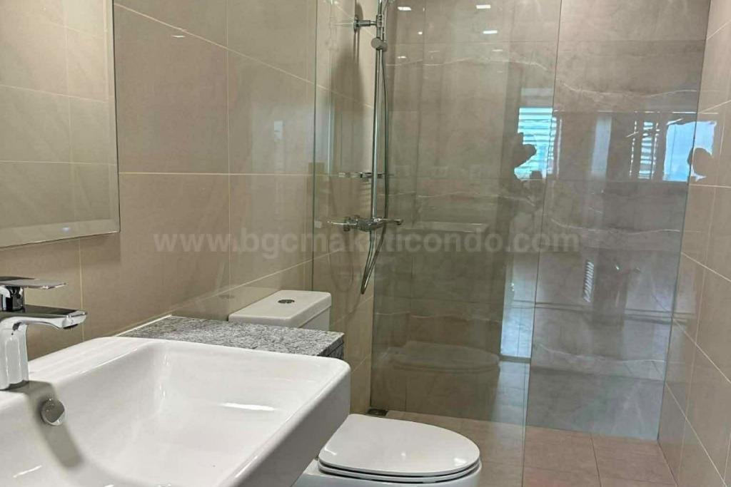 Toilet and bath of 2-bedroom condo unit  at Park McKinley West