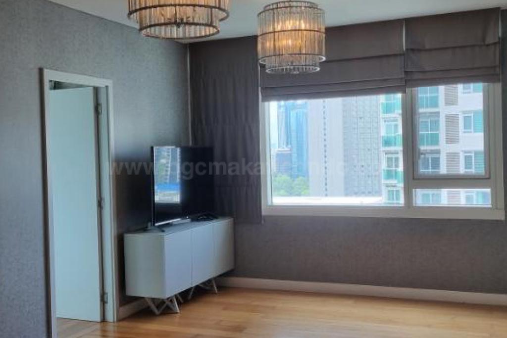 Living area of 2-bedroom condo unit at Park Terraces tower 2
