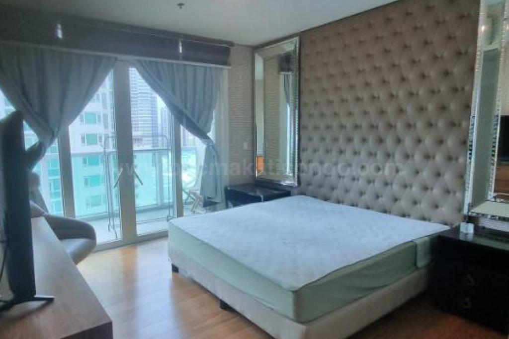 Master bedroom of 2-bedroom condo unit at Park Terraces tower 2