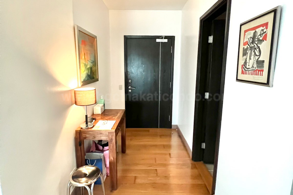 Foyer of 3-bedroom unit at The Residences at Greenbelt