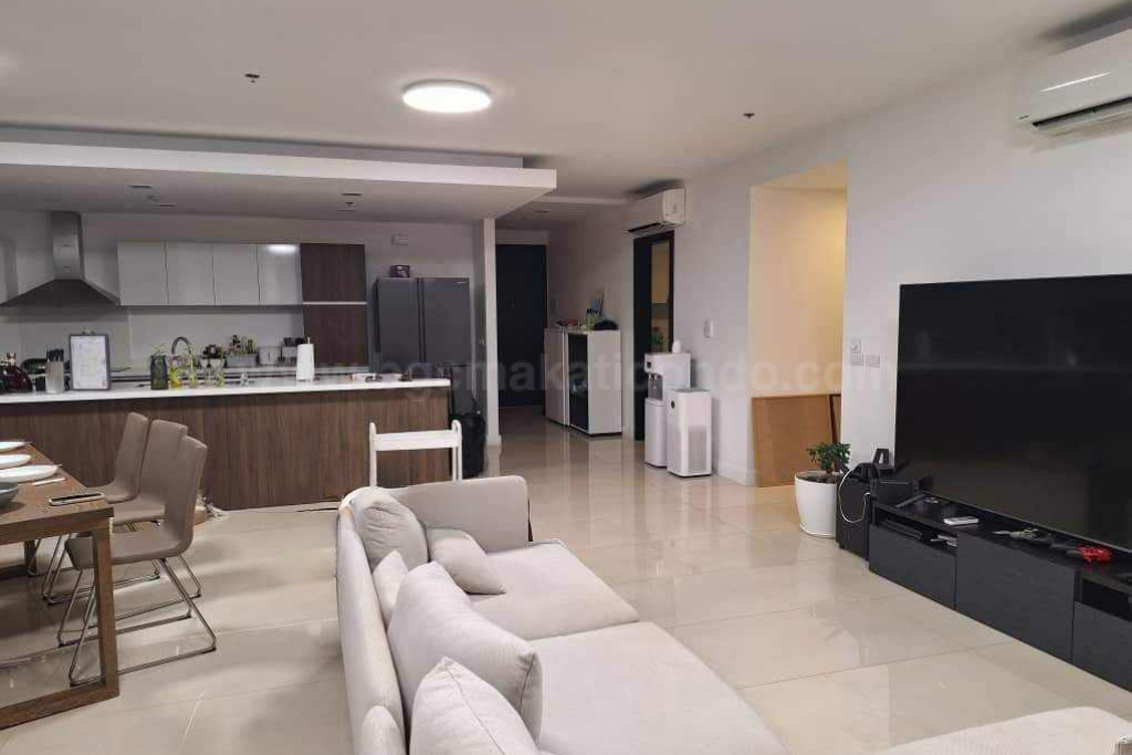 Living area of 3-bedroom condominium unit at East Gallery Place