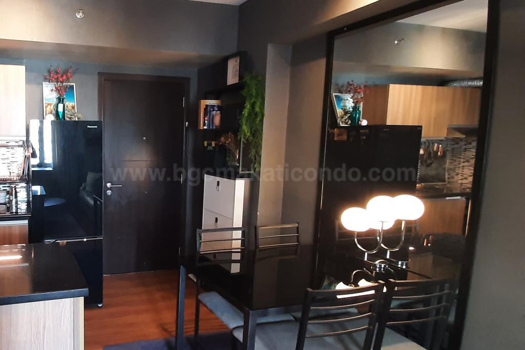 Dining area of 1-bedroom condo unit at Avida Towers One Union Place