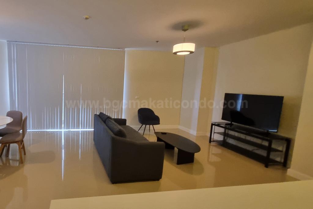 Living area of 2-bedroom condo unit at West Gallery Place