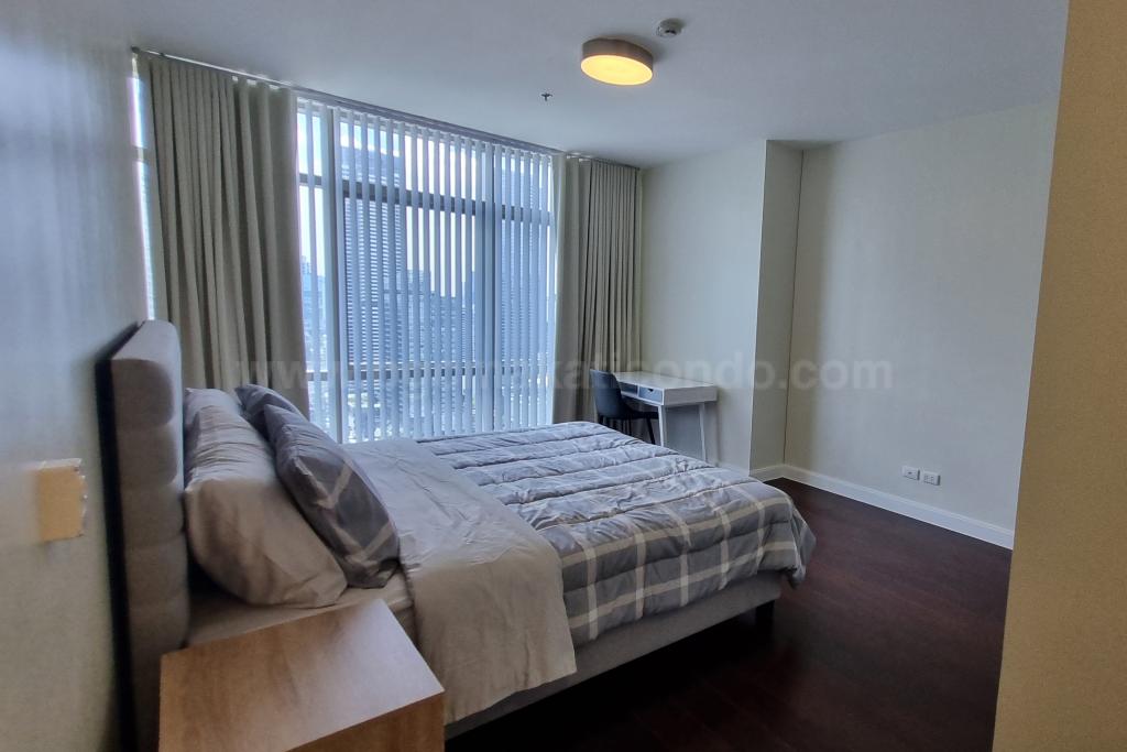 Master's bedroom of 2-bedroom condo unit at West Gallery Place