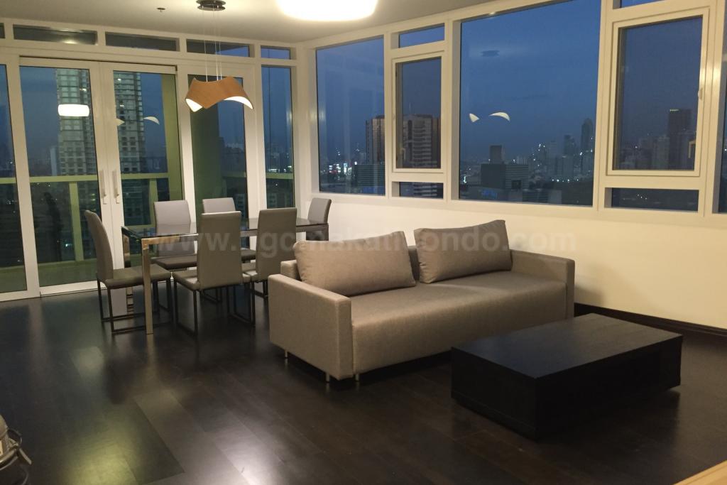 Dining area of 2-bedroom condominium unit at Park Terraces Point tower