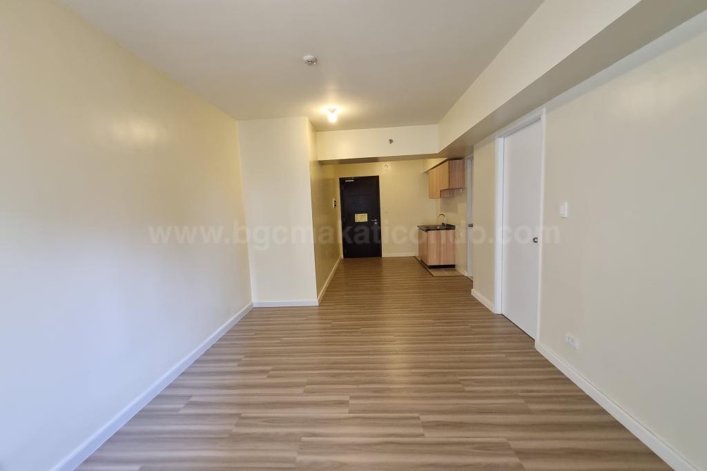 Living area of 1 bedroom condominium unit at Avida Towers Vireo tower 1 Living area of 1 bedroom condominium unit at Avida Towers Vireo tower 1