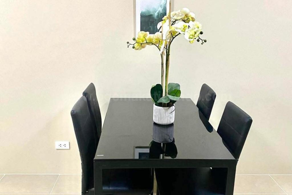 Dining area of 1-bedroom condo unit at Avida Towers Turf tower 2