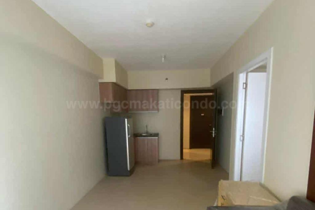 Kitchen area of 1-bedroom condo unit at Avida Towers 34th Street