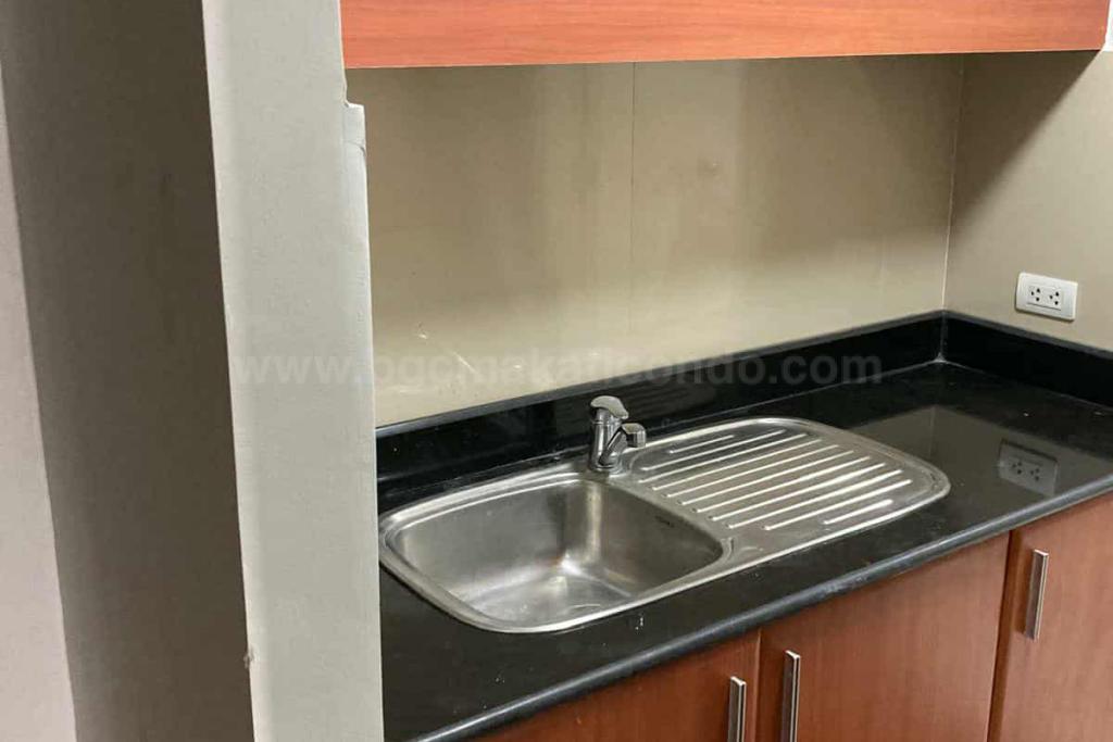 Kitchen area of 1-bedroom condominium unit at Bellagio Tower 3 Kitchen area of 1-bedroom condominium unit at Bellagio Tower 3