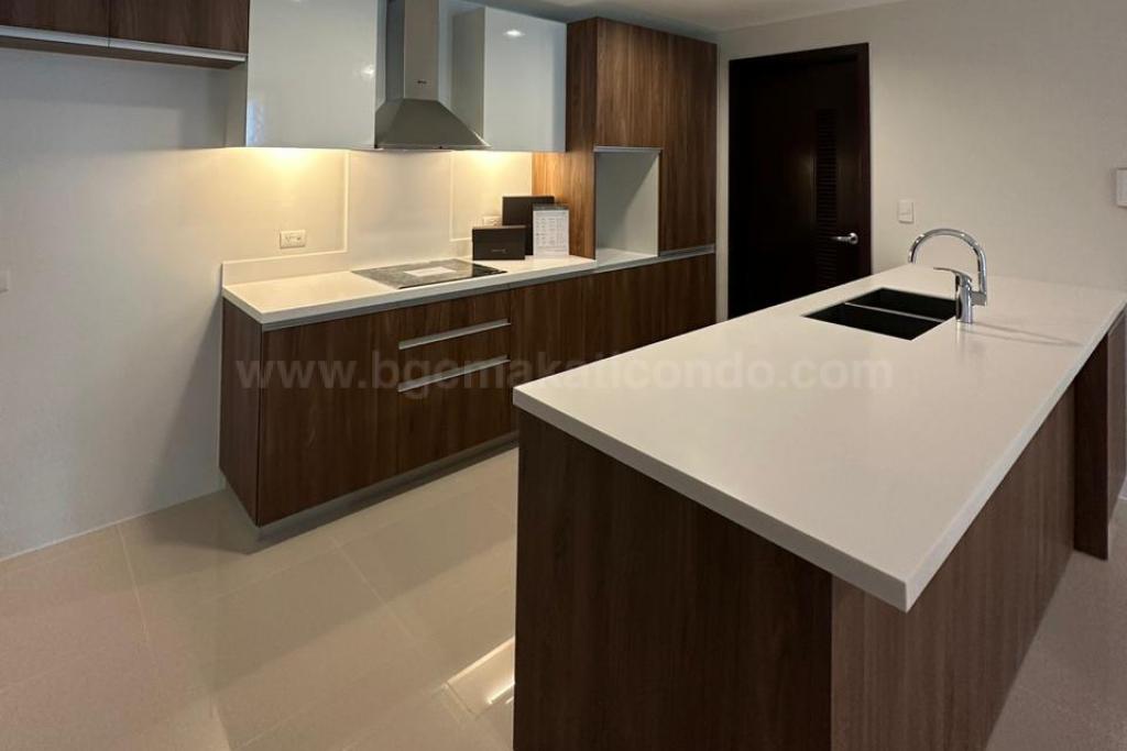 Kitchen area of 2-bedroom condo unit at Arbor Lanes Jade