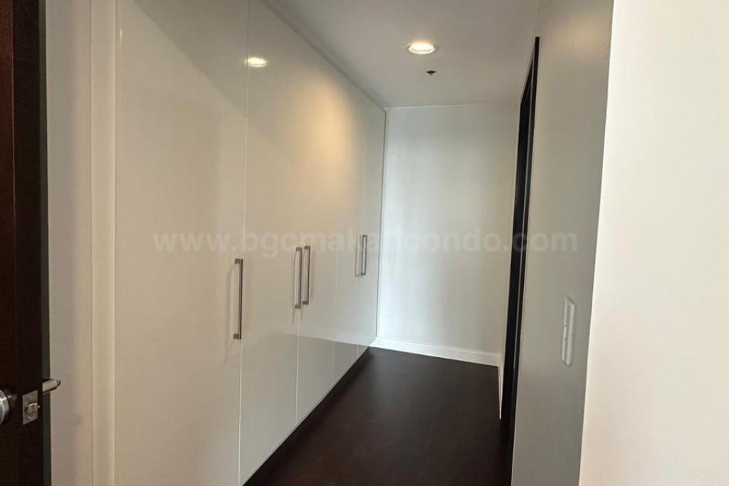Wardrobes of 2-bedroom condo unit at Arbor Lanes Jade Wardrobes of 2-bedroom condo unit at Arbor Lanes Jade