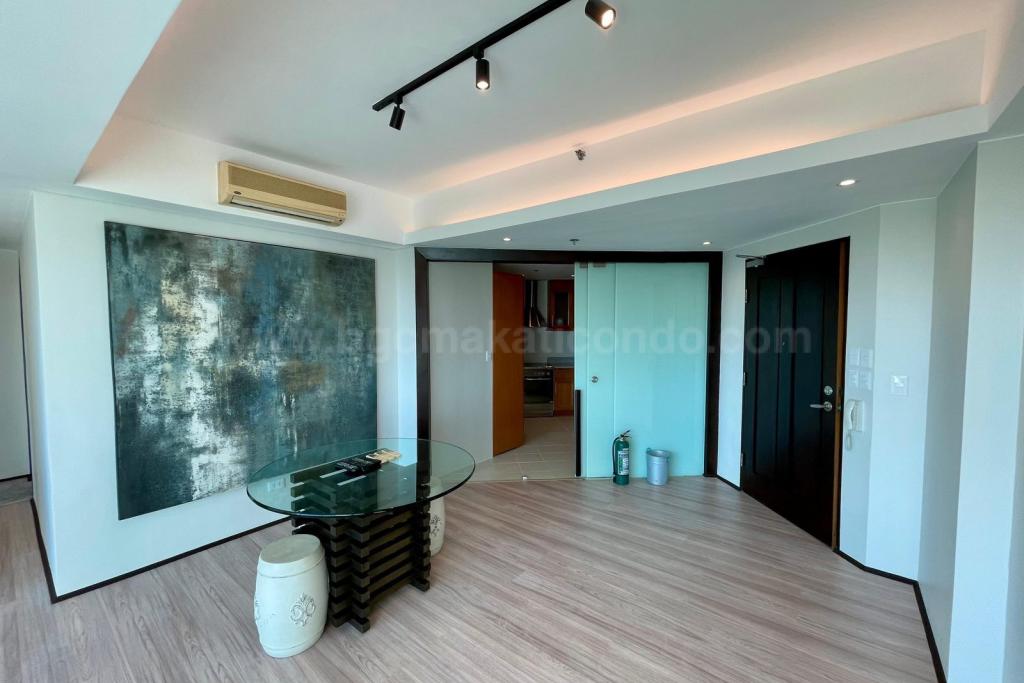 Dining area of 2-bedroom condo unit at Bonifacio Ridge