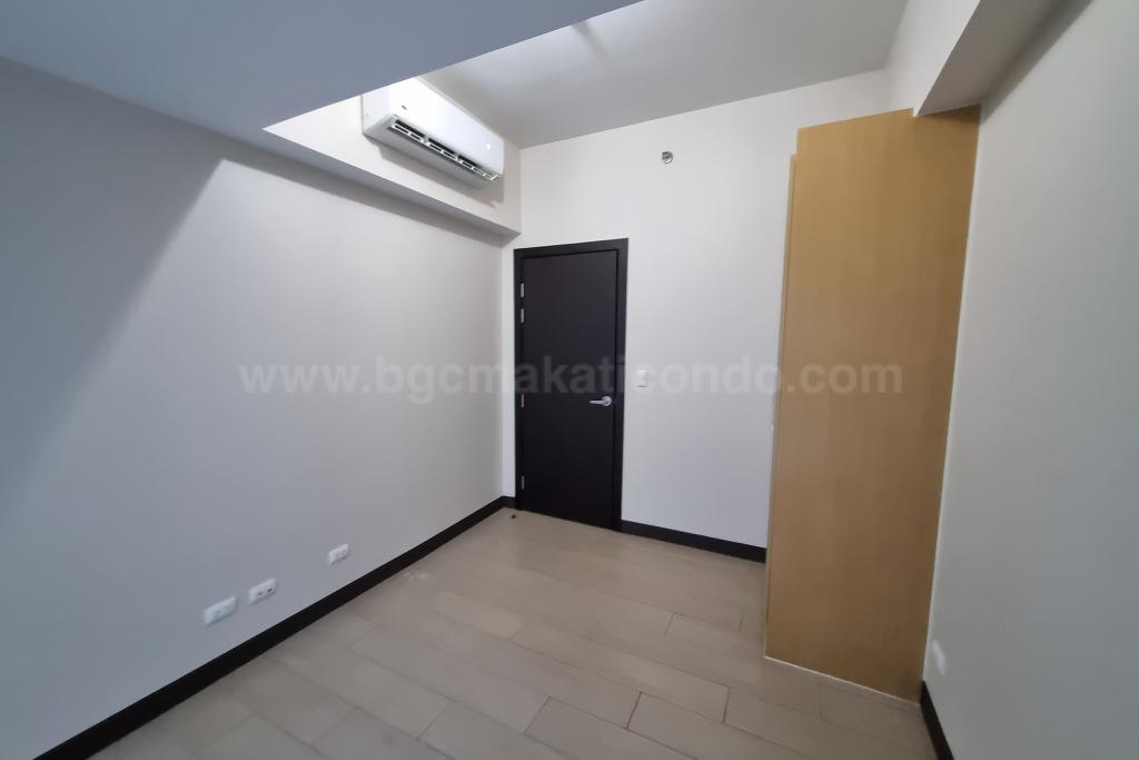 Bedroom 2 of 2-bedroom condo unit at Uptown Parksuites tower 1