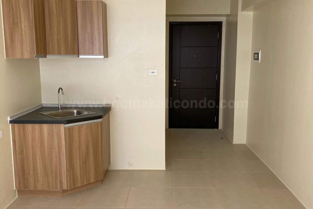Kitchen area of studio unit at Avida Towers One Union Place tower 3