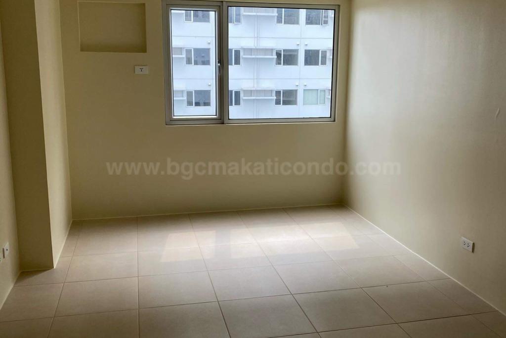 Sleeping area of studio unit at Avida Towers One Union Place tower 3