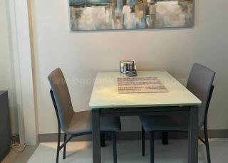Dining area of executive 1-bedroom condo unit at Uptown Parksuites tower 1