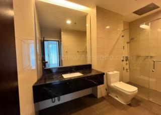 Toilet and bath of 1-bedroom loft type condo unit at Arbor Lanes Willow