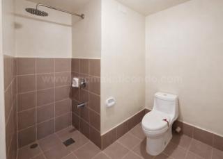 Toilet and bath of studio condo unit at Avida Towers Vireo tower 3