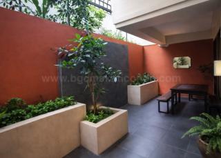 Garden of 3-bedroom bi-level condo unit at The Regency at Salcedo