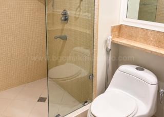 Toilet and bath 2 of 2-bedroom condo unit at The Manansala