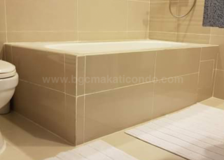 Bathtub of 3-bedroom unit at Uptown Parksuites tower 1
