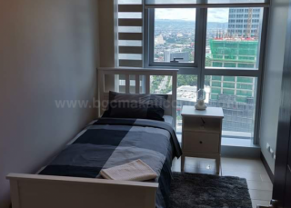 Bedroom 1 of 3-bedroom unit at Uptown Parksuites tower 1