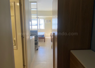 Foyer of studio condo unit at Avida Towers One Union Place tower 2