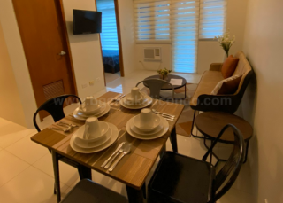 Dining area of 1-bedroom condo unit at Central Park West Dining area of 1-bedroom condo unit at Central Park West