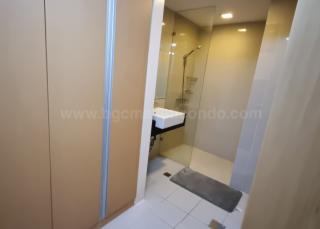 Master's toilet and bath of 3-bedroom condominium unit at The Venice Luxury Residences Fiorenzo tower