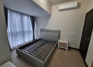 Master's bedroom of 2-bedroom condo unit at Uptown Parksuites tower 1