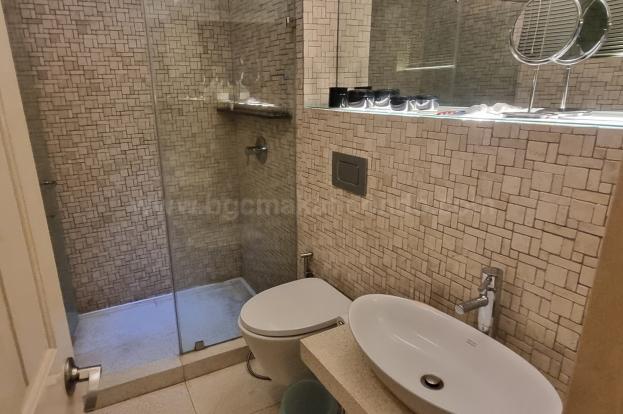 Toilet and bath of 3-bedroom bi-level condo unit at The Regency at Salcedo