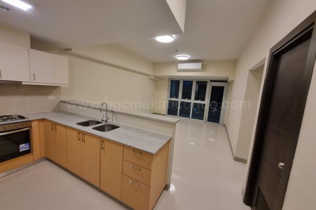 Inside the 3-bedroom unit at Uptown Parksuites tower 2