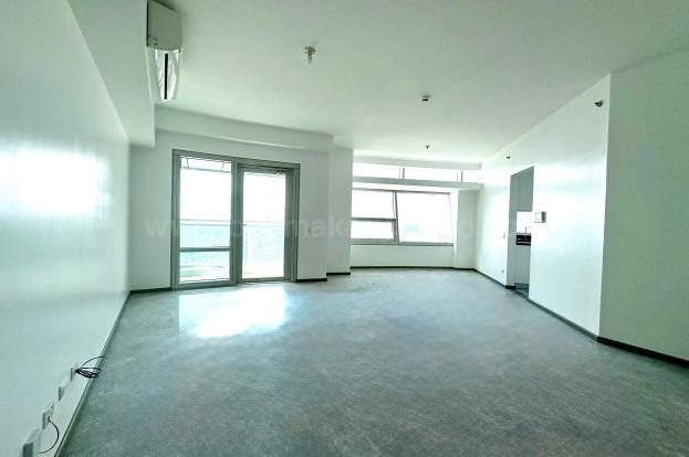 Living and dining areas of 3-bedroom condo unit at The Imperium