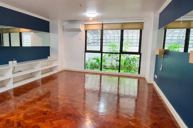 Master bedroom of 3-bedroom bi-level condo unit at The Regency at Salcedo