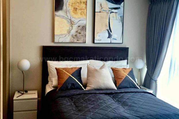 Bedroom of 1-bedroom condo unit at Uptown Parksuites tower 1