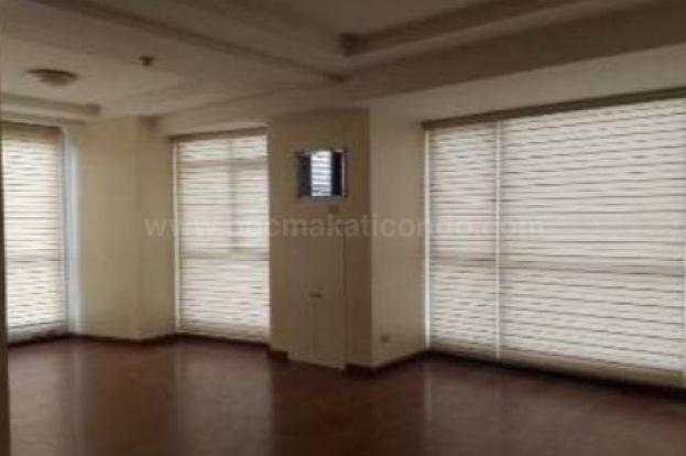 Living area of 2-bedroom condo unit at Kensington Place