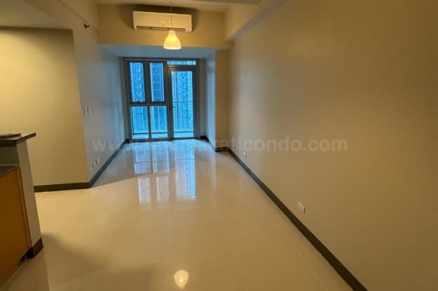 Living area of 2-bedroom condo unit at Uptown Parksuites tower 2